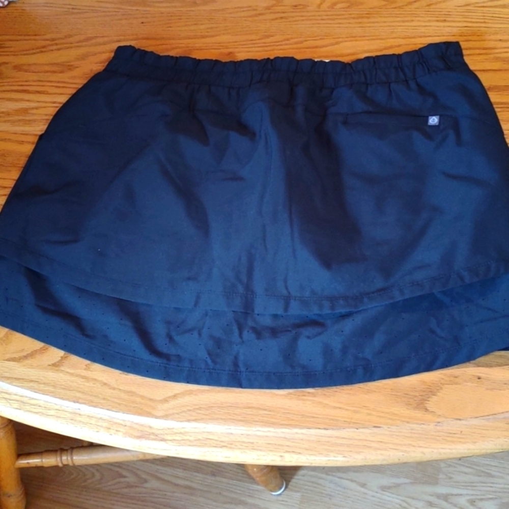 tasc Performance Skort - Picture 4 of 6